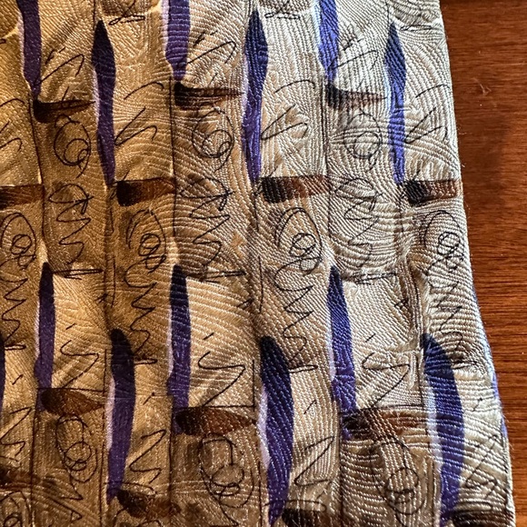 Set of three Jerry Garcia silk ties.  See photos for names/collection info. - Picture 8 of 9
